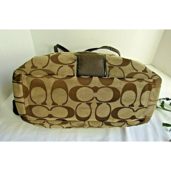 Authentic Coach 21865 Signature Stripe Brown Khaki Diaper Travel Weekender Bag - Picture 6 of 10